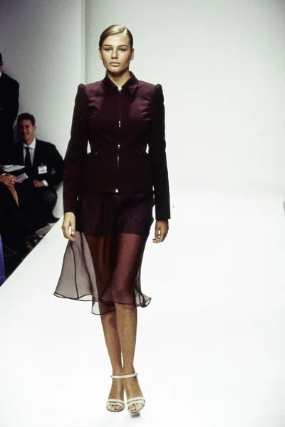 Look 17